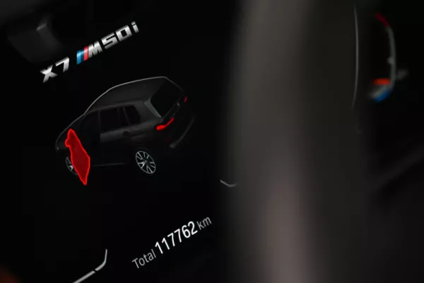 BMW X7 M50i 28