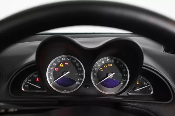 Mercedes-Benz SL 500 Standard 3