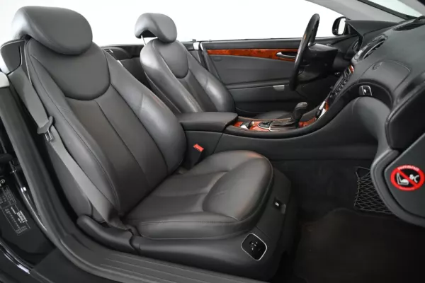 Mercedes-Benz SL 500 Standard 23