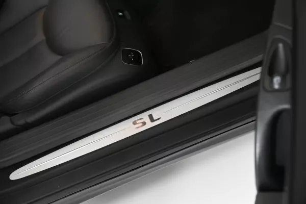 Mercedes-Benz SL 500 Standard 24