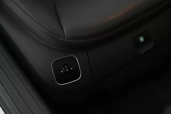 Mercedes-Benz SL 500 Standard 25