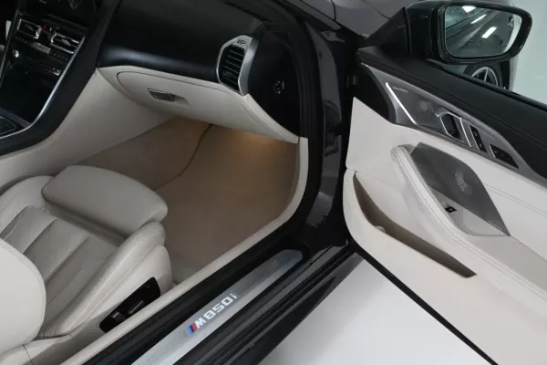 BMW M850i Gran Coupé 27