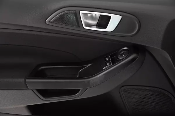 Ford Fiesta 1.0 Ti-VCT Trend 17