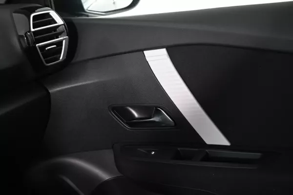 Citroën C4 X 1.2 PureTech Feel 24