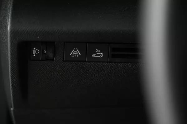 Citroën C4 X 1.2 PureTech Feel 25