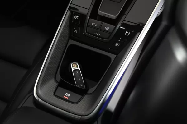 Porsche 911 (992) Turbo S PDK 36