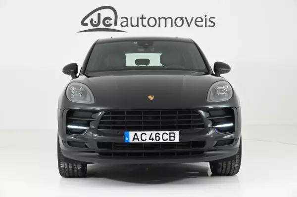 Porsche Macan Standard 5