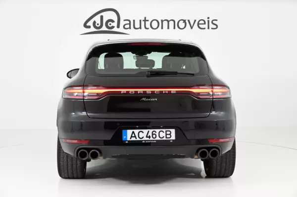 Porsche Macan Standard 7