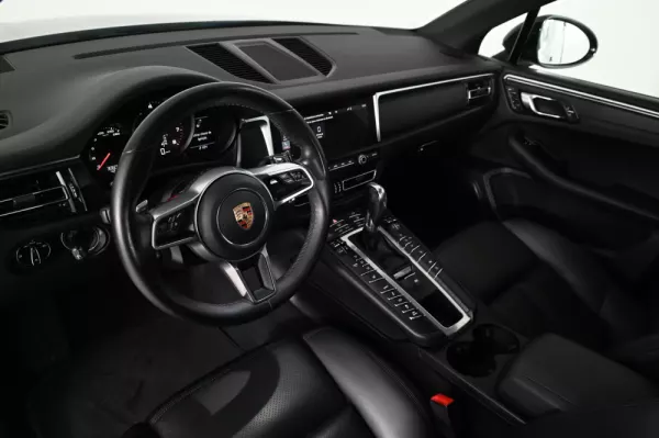 Porsche Macan Standard 21