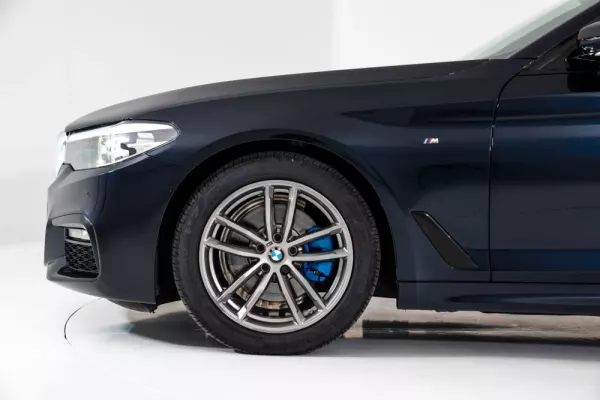 BMW 520 13