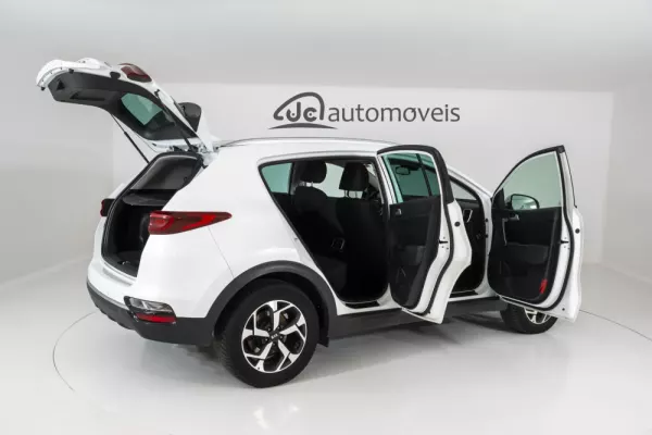 Kia Sportage 1.6 CRDI ISG MHEV Urban 6