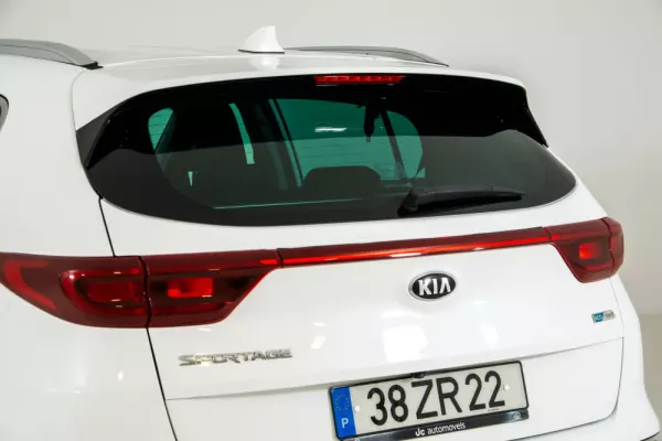 Kia Sportage 1.6 CRDI ISG MHEV Urban 9