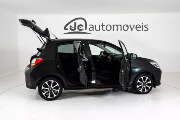 Mitsubishi Space Star 1.2 Intense 6