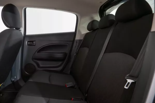 Mitsubishi Space Star 1.2 Intense 31