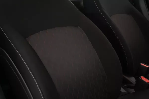 Mitsubishi Space Star 1.2 Intense 34