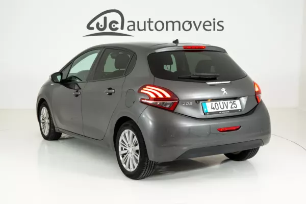 Peugeot 208 1.2 PureTech Style 2