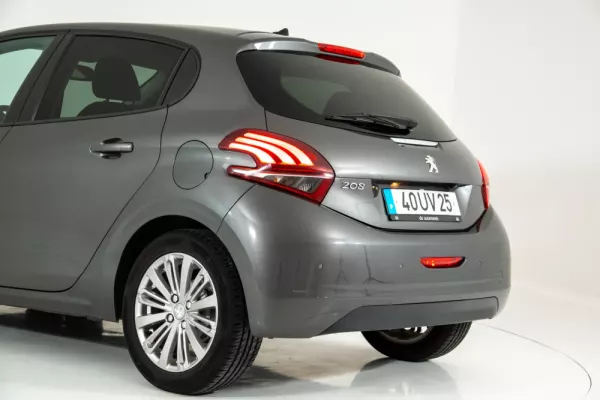 Peugeot 208 1.2 PureTech Style 17