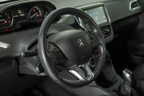 Peugeot 208 1.2 PureTech Style 22