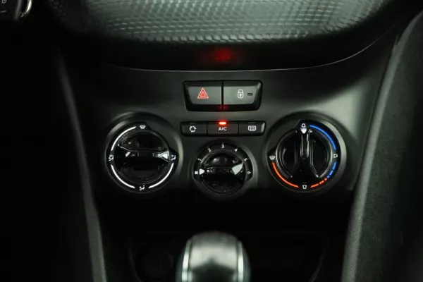 Peugeot 208 1.2 PureTech Style 32