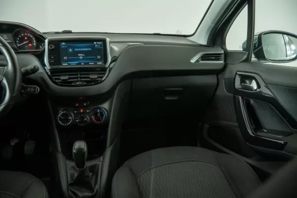 Peugeot 208 1.2 PureTech Style 35