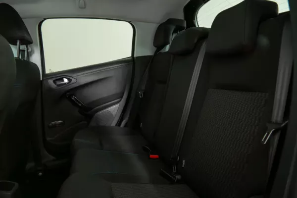 Peugeot 208 1.2 PureTech Style 39