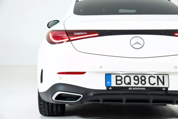 Mercedes-Benz CLE 300 11