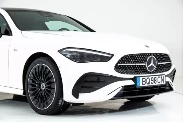 Mercedes-Benz CLE 300 35