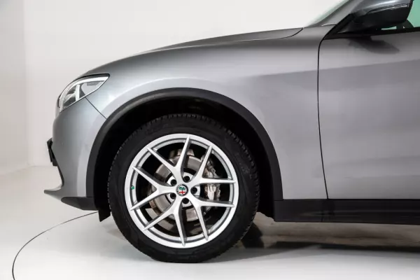 Alfa Romeo Stelvio 2.2 D Super AT8 Q4 10