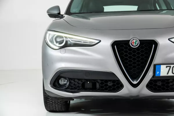 Alfa Romeo Stelvio 2.2 D Super AT8 Q4 12