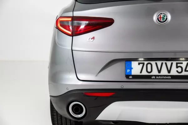 Alfa Romeo Stelvio 2.2 D Super AT8 Q4 13