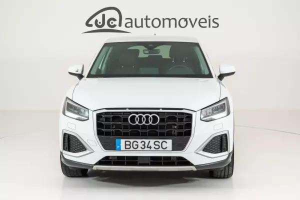 Audi Q2 5