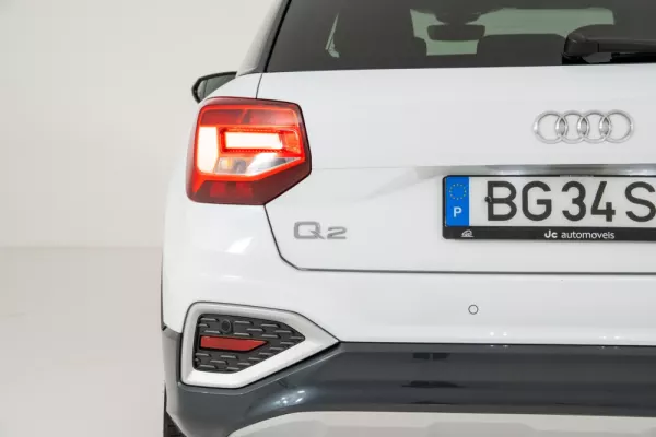Audi Q2 9