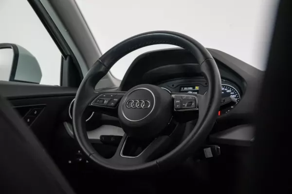 Audi Q2 28