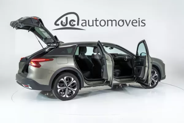 Citroën C5 X 1.2 PureTech Shine EAT8 6