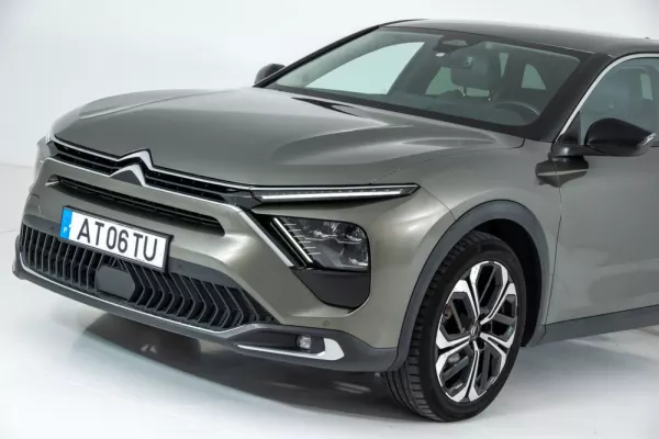 Citroën C5 X 1.2 PureTech Shine EAT8 13