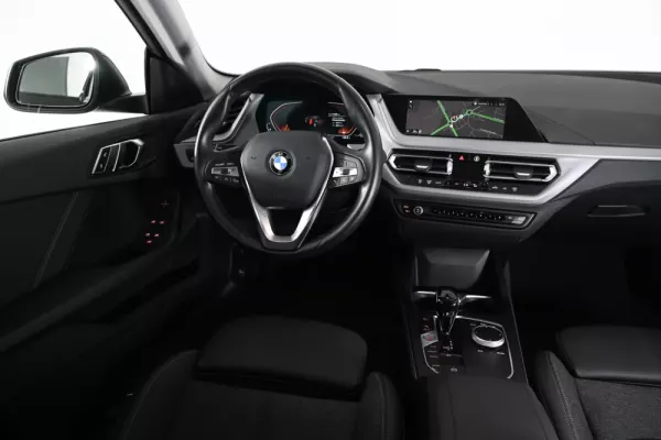 BMW 216 Gran Coupé 4