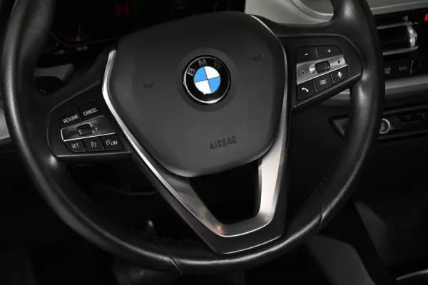 BMW 216 Gran Coupé 12