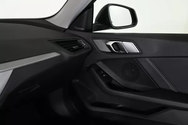 BMW 216 Gran Coupé 19