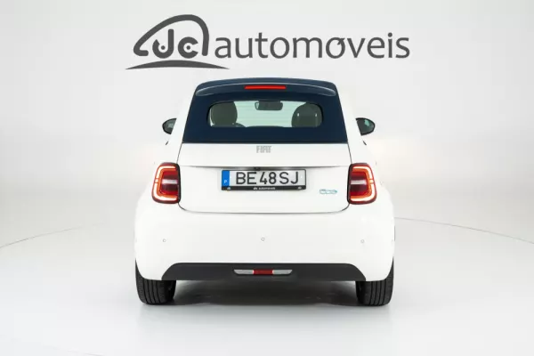 Fiat 500e C Icon 8