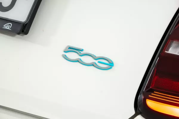 Fiat 500e C Icon 12