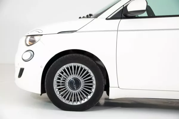 Fiat 500e C Icon 15