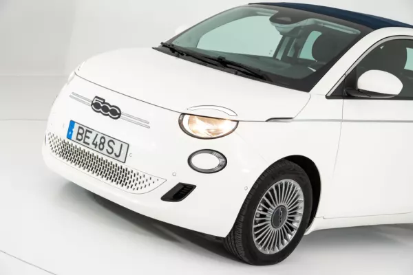 Fiat 500e C Icon 16