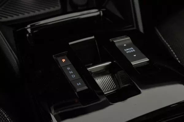 Citroën C4 Aircross 1.2 Hybrid Plus e-DSC6 29