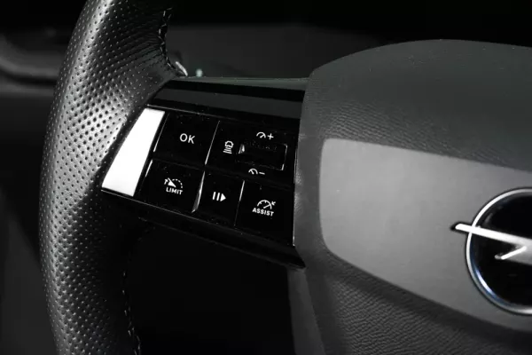 Opel Astra Sports Tourer 17