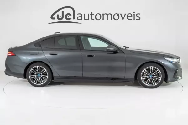 BMW i5 eDrive40 Pack Desportivo M 7