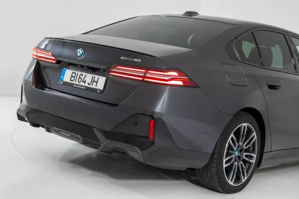 BMW i5 eDrive40 Pack Desportivo M 10