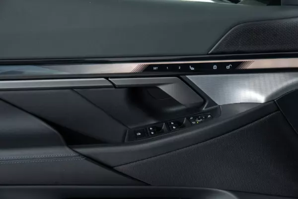 BMW i5 eDrive40 Pack Desportivo M 33