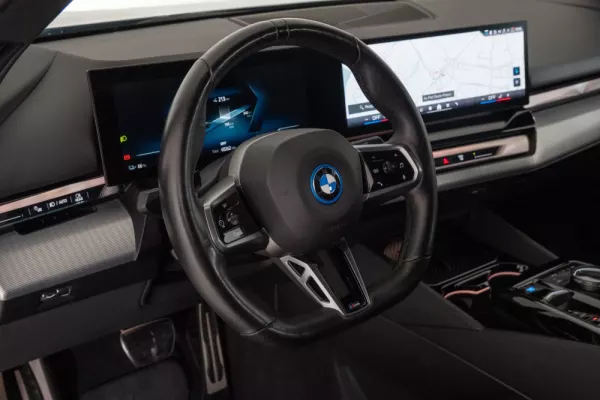 BMW i5 eDrive40 Pack Desportivo M 34