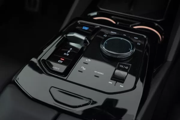 BMW i5 eDrive40 Pack Desportivo M 38