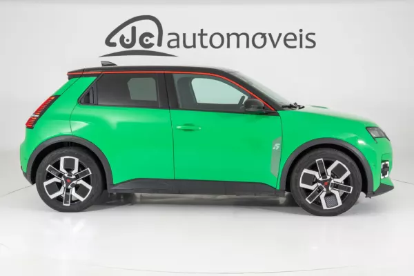 Renault 5 E-Tech 52 kWh Techno Autonomia Conforto 8